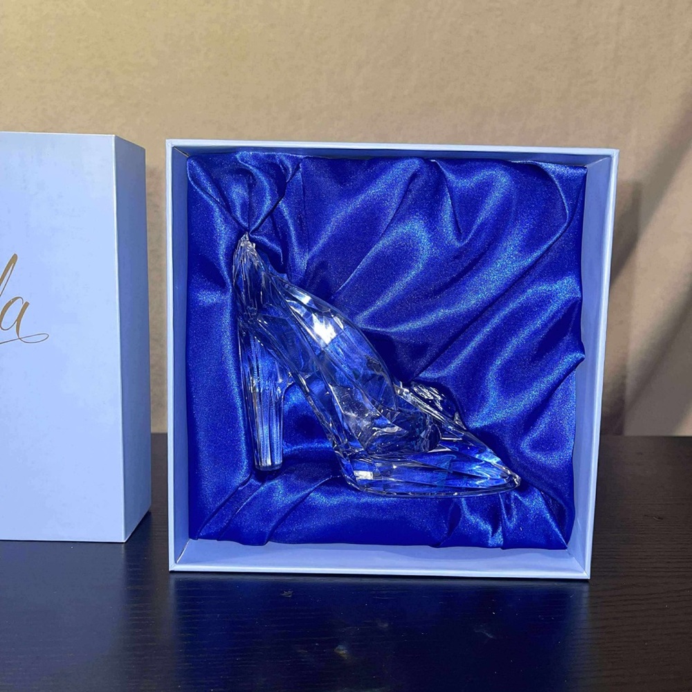 Disney Cinderella Makeup Brush Set - Blue and Gold - Picture 7 of 15